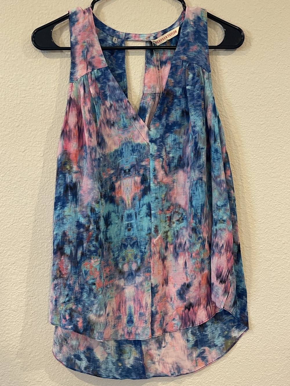 NWT REBECCA TAYLOR Vintage Y2K Pink Blue Watercolor Silk Sleeveless V Neck Top